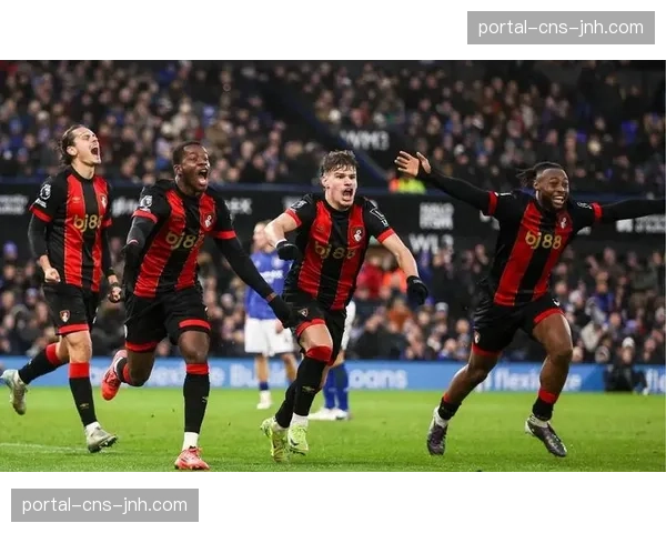 伯恩茅斯0-3负于纽卡，技术报告指出主队在中场三区丢球后被转换打击次数过多